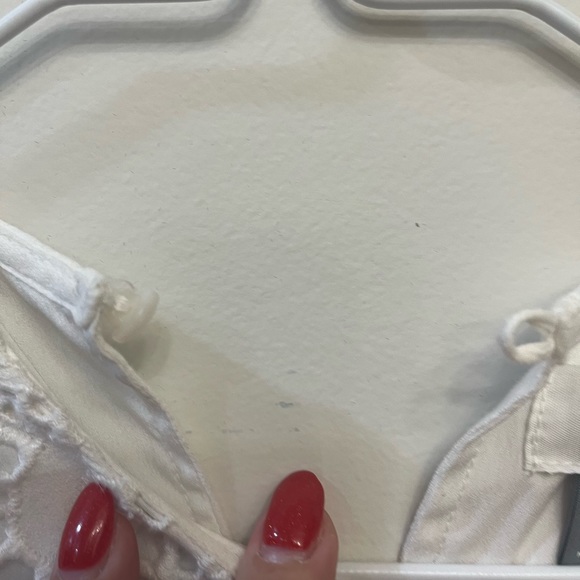 White eyelet dress with white under layer - Picture 4 of 8